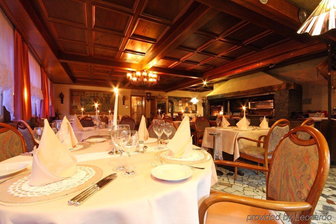 Lifestyle & Spa Hotel Graecherhof Grächen Restaurante foto